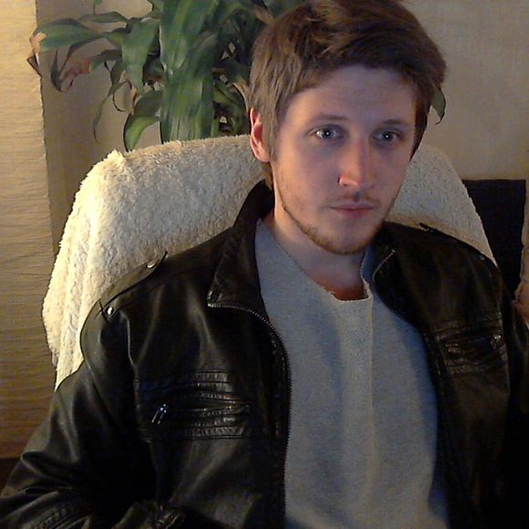 Meet your Posher, Eric - Picture 1 of 1